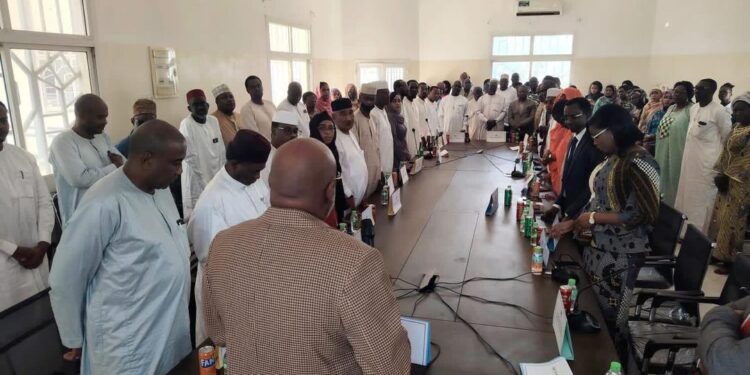 Tchad : Le Ministre Mahamat Assileck Halata félicité par ses collaborateurs après son passage à l&rsquo;Assemblée Nationale