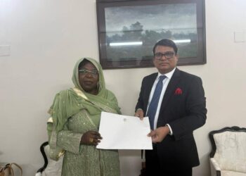 Tchad : L’Ambassadeur Ildjima Badda Mallot remet ses lettres de créance au Bangladesh et ouvre une nouvelle ère de coopération bilatérale