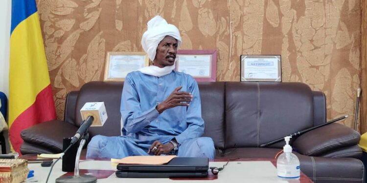 Batha : Le Délégué général du Gouvernement s’attaque à la vente illégale de médicaments et au non-respect des prix du carburant