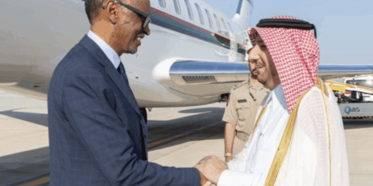 Rwanda : Paul Kagame à Doha pour renforcer la coopération mondiale sur le développement social