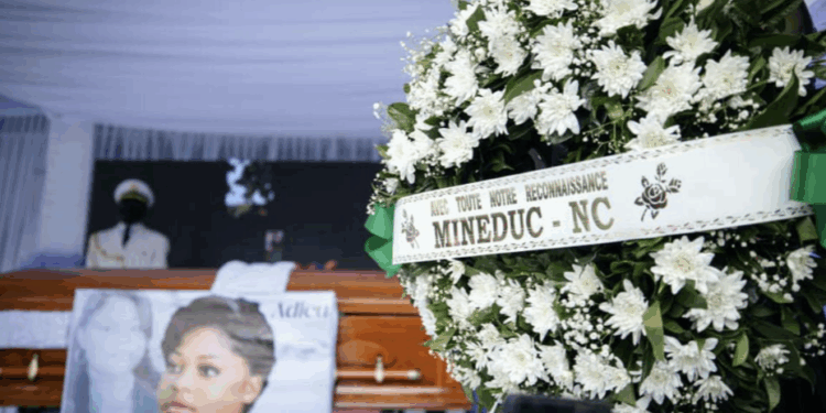 RDC : Kinshasa pleure Bonette Elombe, l’enseignante qui avait réinventé la salle de classe