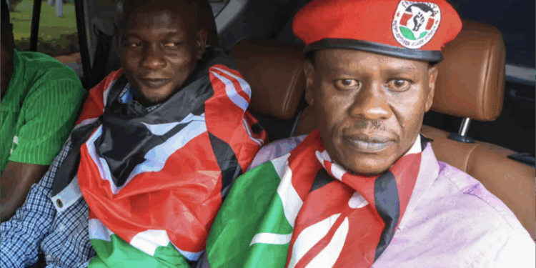 Ouganda : Deux militants kényans libérés après 38 jours de captivité et de tortures dénoncées par les ONG