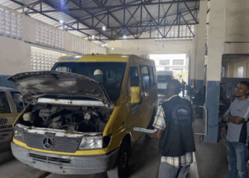 RDC : Afflux massif vers les centres de contrôle technique à Kinshasa, usagers excédés et files interminables