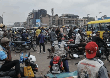 RDC : Kinshasa renforce le contrôle des taxis-motos et des tricycles pour désengorger le centre-ville