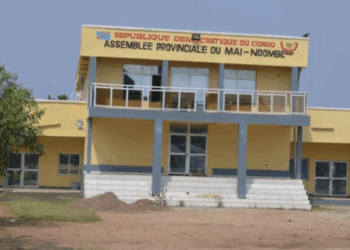 RDC : Maï-Ndombe suspend les pétitions et motions pour préserver la stabilité institutionnelle face à la crise sécuritaire