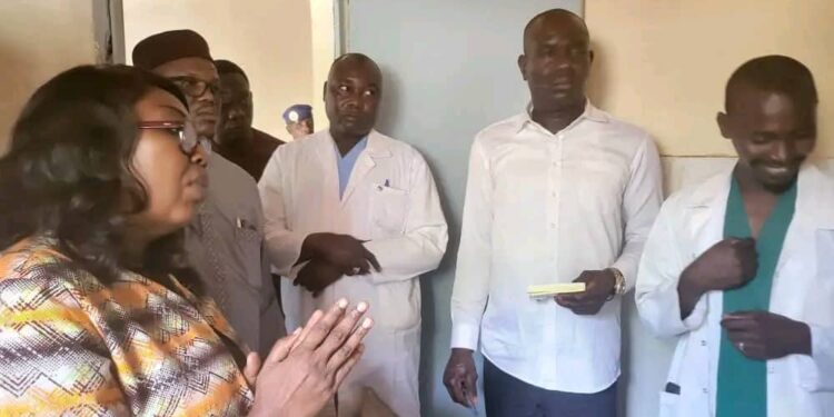 Tchad : La Secrétaire d&rsquo;État à la Santé Publique visite les hôpitaux de Moulkou et de Mandelia