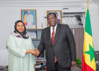 La Ministre Déléguée Fatimé Aldjineh Garfa visite le Consulat Général du Tchad à Dakar