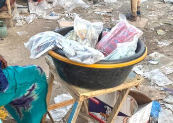 Tchad : Le « Nguerek » interdit mais omniprésent, un poison bon marché qui résiste aux interdictions