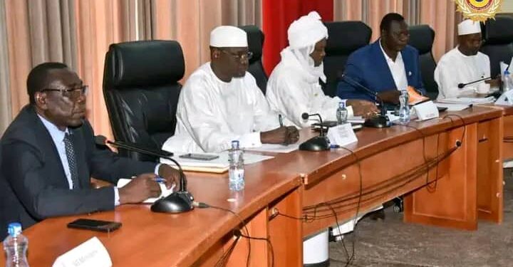 Tchad : Les réformes du Ministère de la Fonction publique présentées à la commission économique de l&rsquo;AN