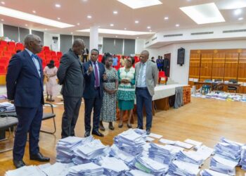 Gabon : Le Président Brice Clotaire Oligui Nguema appelle à la rigueur et à l’éthique pour moderniser l’administration publique