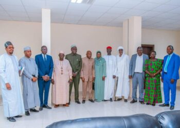 Tchad : Les autorités traditionnelles remettent un rapport sur les conflits agriculteurs-éleveurs au Médiateur de la République