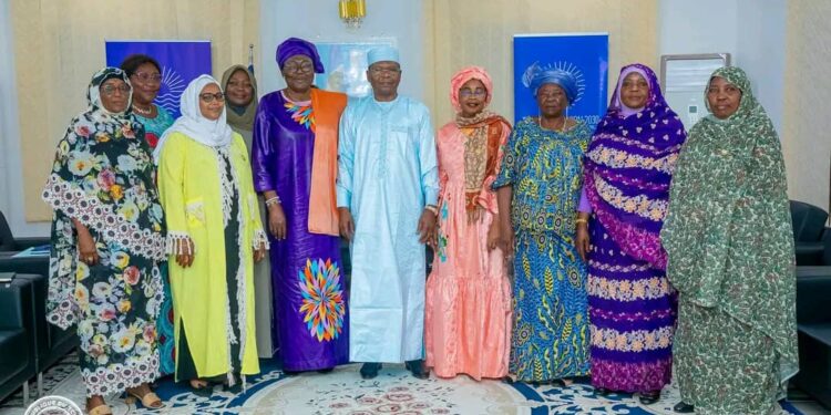 Tchad : Le Chef du gouvernement reçoit le réseau des femmes Ministres et Parlementaires du Tchad