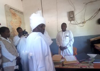 ​Am-Timan : Le Délégué Général Ismat Issakha Acheikh en visite surprise dans les services publics