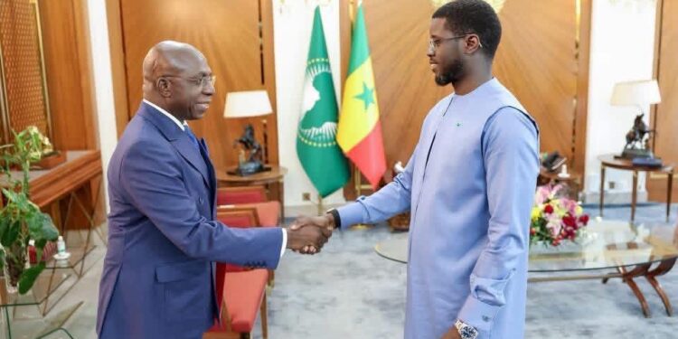 Sénégal : Le Chef de l&rsquo;État reçoit le Ministre Angolais des relations extérieures