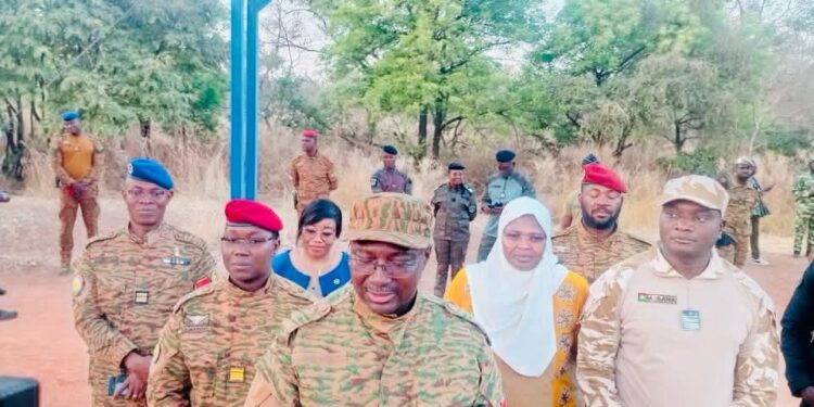 ​Burkina Faso : Reconquête territoriale, le gouvernement au contact des forces combattantes dans le Nazinon