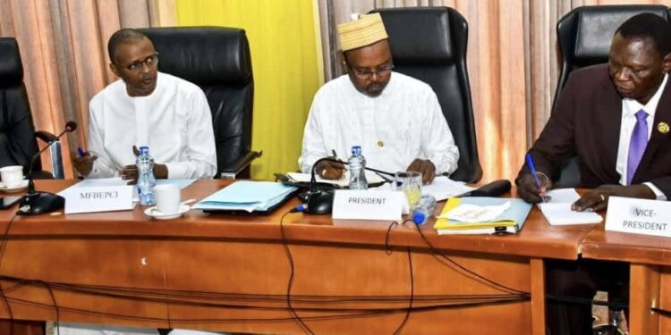 Tchad : 2ème audition du ministre des Finances par la commission Finances de l&rsquo;Assemblée Nationale