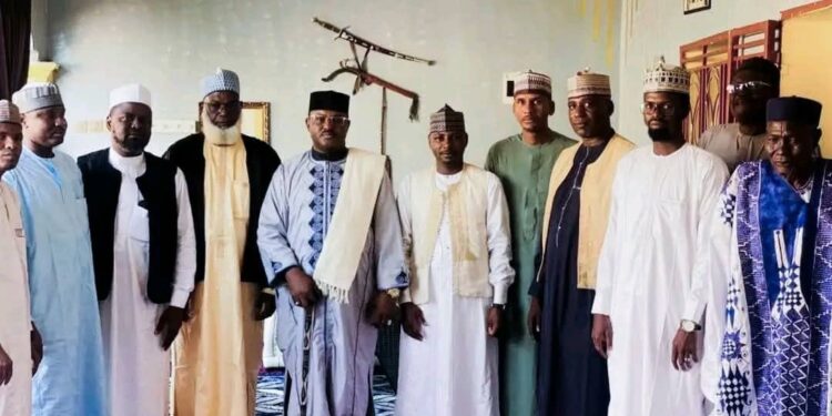 Moyen-Chari : rencontre entre Sa Majesté Bézo IV et la délégation royale du Kanem