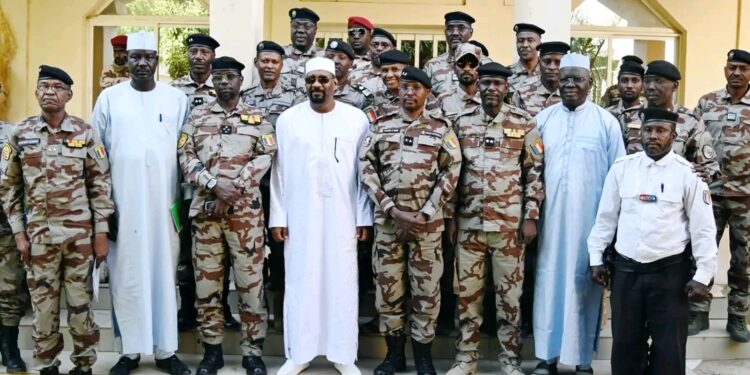 Tchad : Le Ministre de la Sécurité honore trois policiers exemplaires