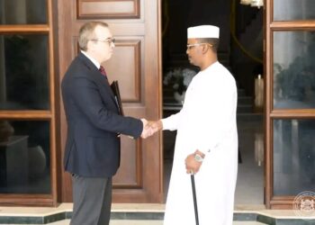 فرنسا تسعى لإعادة تنشيط شراكتها الإستراتيجية مع تشاد في ظل تحولات إقليمية متسارعة