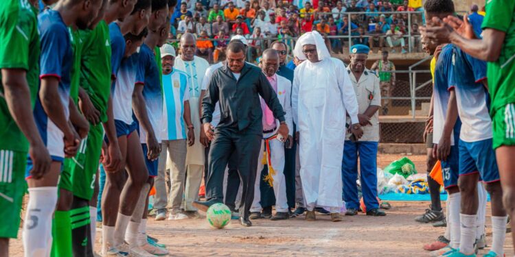 ​Logone Oriental : Le Ministre Maidé Hamit Lony au plus près des réalités sportives à Doba