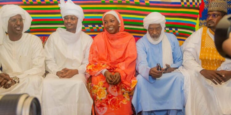 ​Tchad : La Ministre Fatima Goukouni Weddeye au cœur de l&rsquo;espace Tibesti au Festival Dary