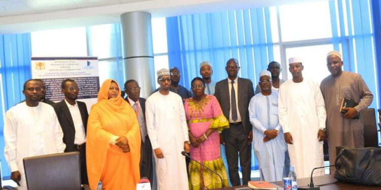 Tchad : Le Ministre de la Communication dirige une réunion cruciale sur la migration de l&rsquo;audiovisuel analogique-numérique.