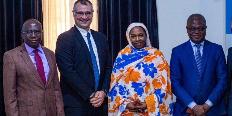 Tchad : La Ministre des Transports rencontre la société Scania