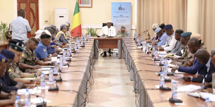 السيادة التعدينية في مالي: إصلاحات الذهب ترفع إيرادات الدولة إلى 1.022 تريليون فرنك أفريقي