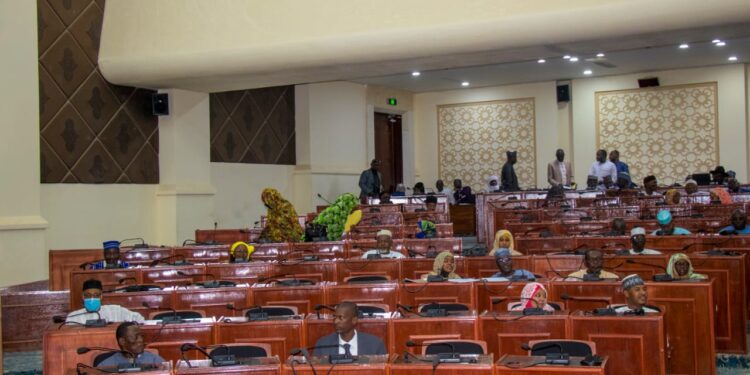 Tchad : Adoption par l&rsquo;Assemblée Nationale d&rsquo;un projet de loi portant ratification du prêt signé entre le Tchad et Abu Dhabi