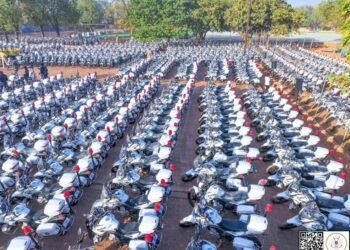 ​Burkina Faso : Le Président Ibrahim Traoré dote la Police nationale de 2 000 motos pour renforcer la sécurité de proximité