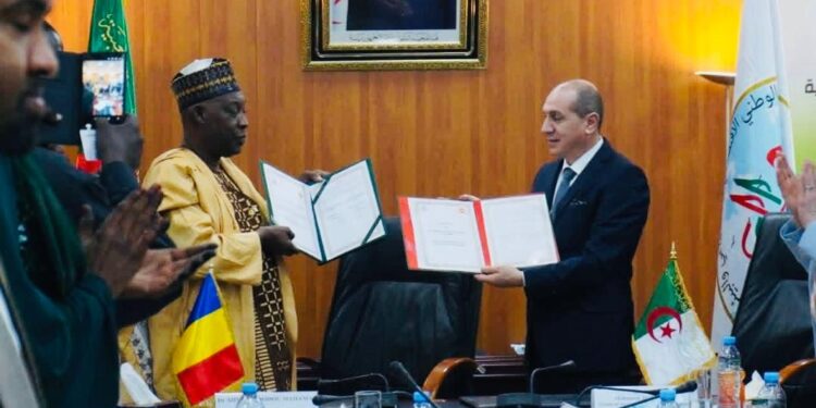 Algérie : Signature d&rsquo;un protocole d&rsquo;accord entre le CESCE et le CNESE à Alger