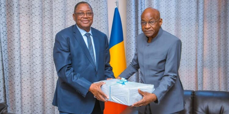 Tchad : L&rsquo;Ambassadeur du Congo fait ses adieux au Médiateur de la République