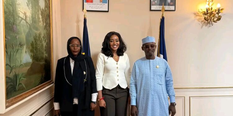 Tchad : La sénatrice Zenaba Mahamat Adoum reçue en France par l&rsquo;Ambassadrice Amina Priscille Longoh