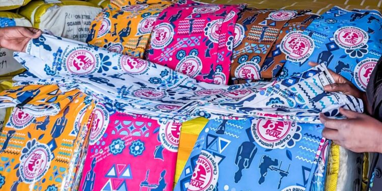 ​SENAFET 2026 : Le prix du pagne chute à 7 000 FCFA pour favoriser l&rsquo;inclusion