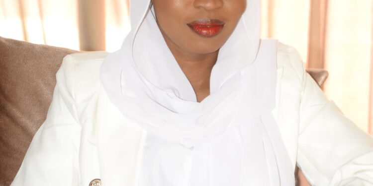 SENAFET /JIF 2026 : Mme ​Zara Tchari Soumaïne, l’élégance de la rigueur au sommet de l’info