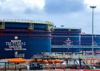 Nigéria : La Raffinerie Dangote lance ses exportations de carburant en Afrique