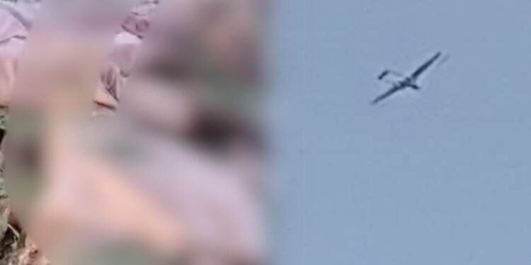 Tiné : une attaque par drone sur une place mortuaire fait plusieurs morts