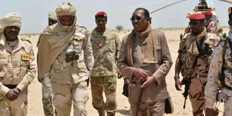 Tchad : Le Général Mahamat Abali Salah, Ex Ministre des armées, rend hommage au Maréchal Idriss Deby Itno