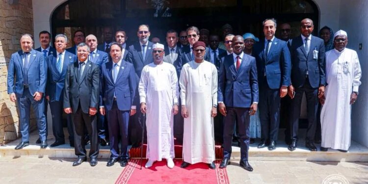 Tchad–Algérie : cap sur l’économie, le Chef de l’État échange avec les capitaines d’industrie algériens pour dynamiser l&rsquo;investissement privé