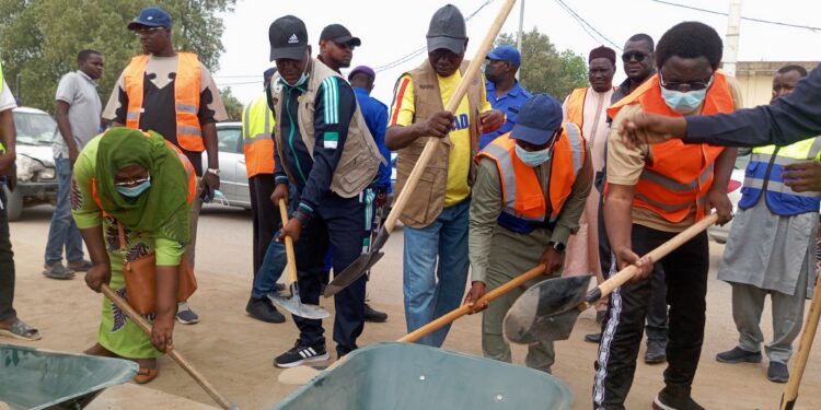 ​N&rsquo;Djaména : La commune du 7ᵉ arrondissement renforce la coopération autour de la salubrité urbaine