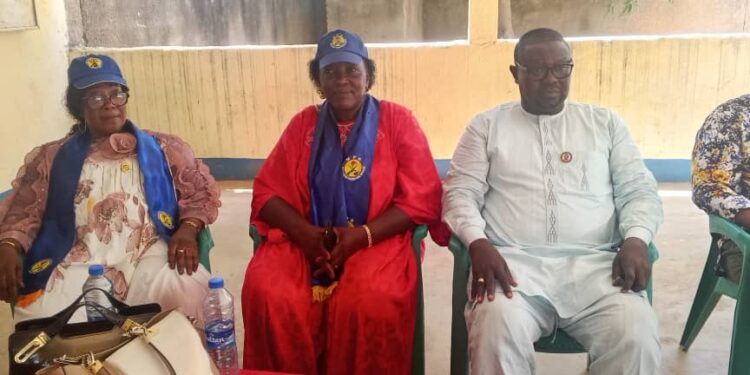 ​Logone Oriental : Les femmes du MPS rendent hommage aux soldats tombés au front