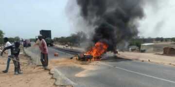 N’Djaména : Un accident de la route mortel près de Toukra cause l’embrasement d&rsquo;une moto