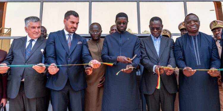Sénégal : Diomaye Faye mise sur les infrastructures et l’industrie pour bâtir une économie souveraine