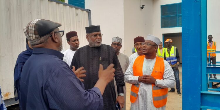 Tchad : Mahamat Assileck Halata inspecte trois chantiers urbains à N’Djaména
