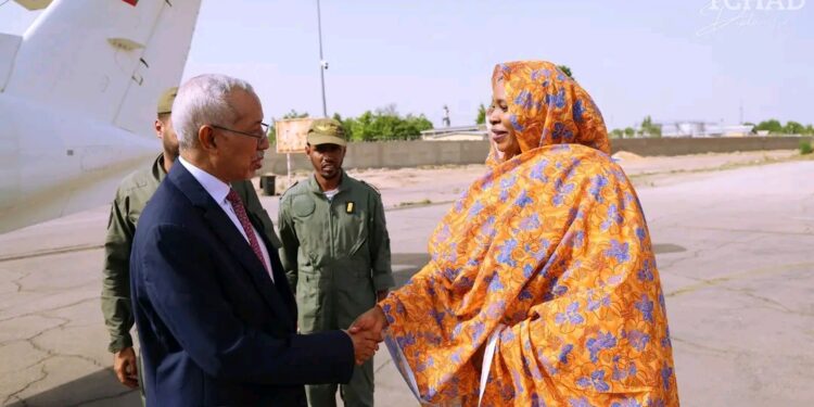 Tchad : Le Ministre mauritanien de la Défense accueilli à N&rsquo;Djamena