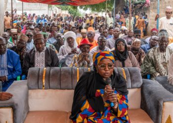 Mayo-Kebbi Est : Naufrage sur le Chari, Dr Ramatou Mahamat Houtouin apporte le soutien de l’État aux familles des victimes à Fianga