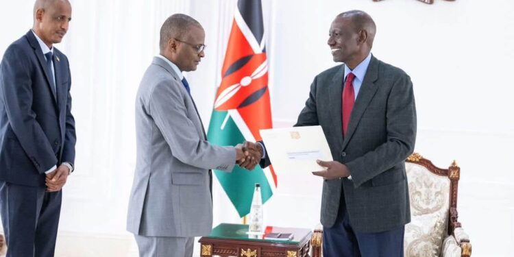 Diplomatie : Forum africain de l’eau, le Président kényan reçoit l’émissaire spécial du Chef de l’État tchadien