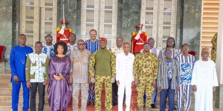 Burkina Faso : Le président Ibrahim Traoré reçoit le Conseil d&rsquo;orientation de l&rsquo;IPN-Farafina