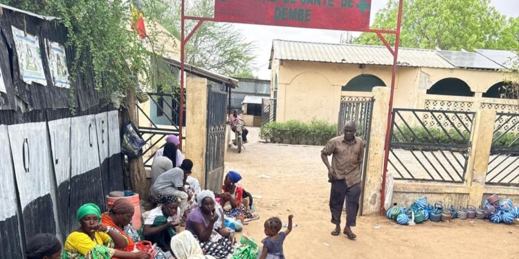 N’Djaména : Un centre de santé étouffé par l’anarchie du marché de Dembé