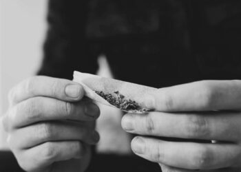 Tchad : Drogue et création artistique, entre illusion d’inspiration et réalités de l&rsquo;addiction